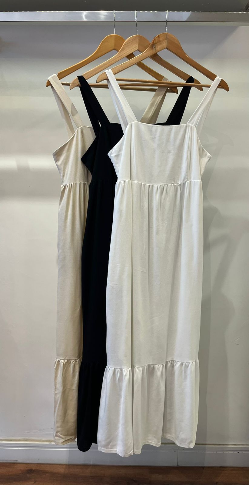 VESTIDO MIDI C/ ALCA LARGA