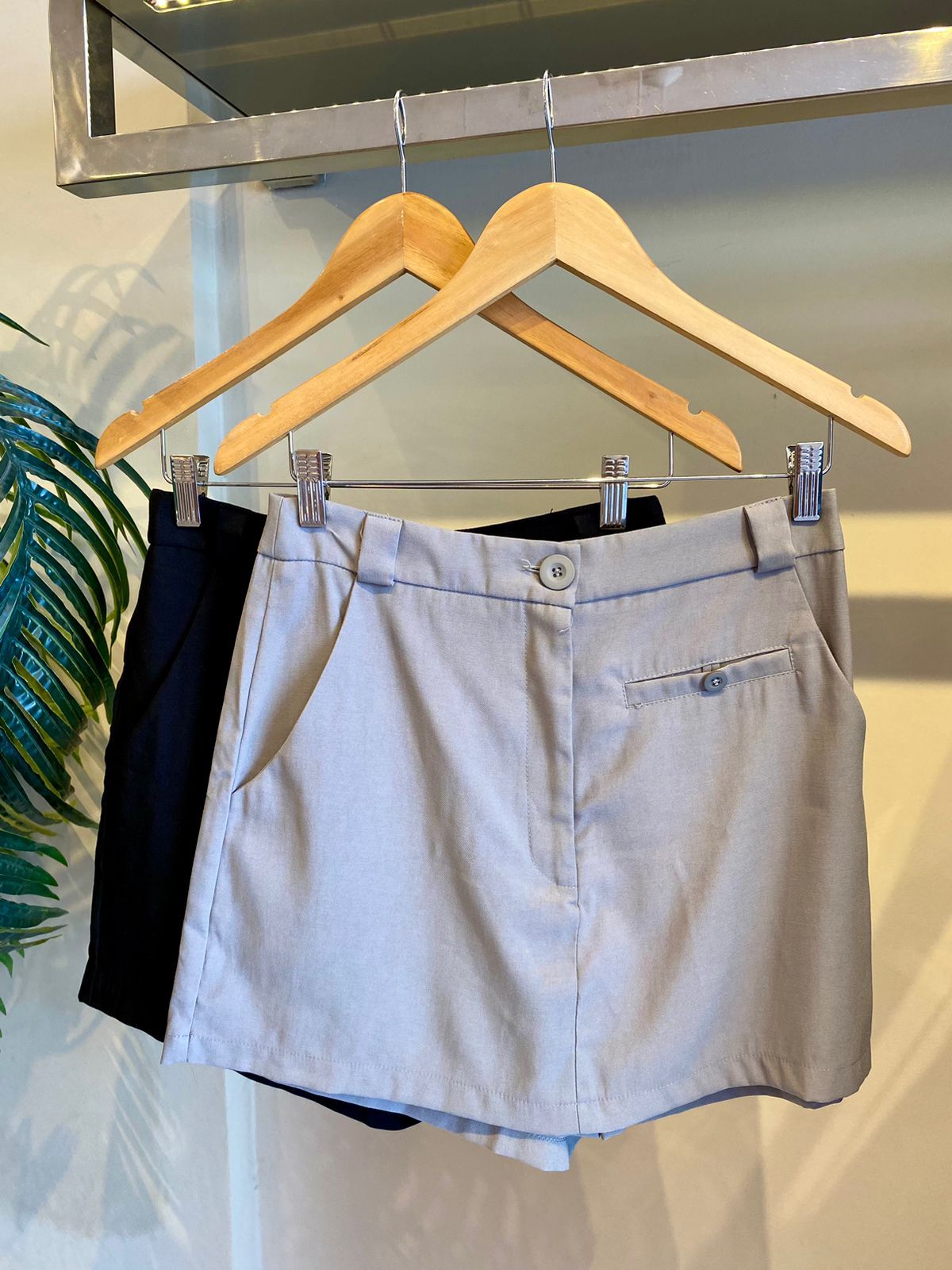 SHORT SAIA DETALHE BOLSO FACA